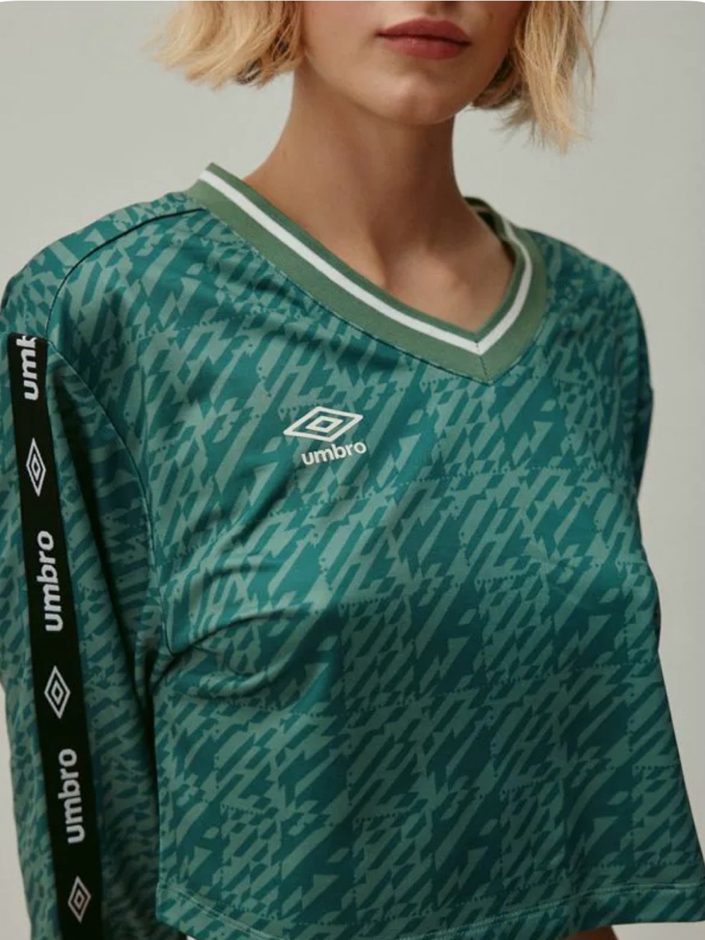 Umbro Mint Green Patterned Soccer Pullover